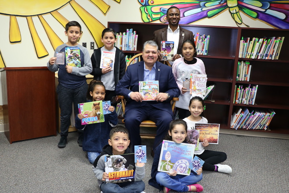
Top readers in the competition that kicked off the Renaissance myON Reader program, an online individualized literacy program made possible through a $10,000 grant from Covestro, at Bowie Elementary. Covestro is Bowie’s Partner In Education through the Baytown Chamber of Commerce. Councilman Charles Johnson challenged students to read at least 10 books to be entered into a drawing for four tickets to Pirate’s Bay, donated by the City of Baytown as part of the Mayor’s Winter Break Challenge. Johnson further encouraged students to read during the holidays by offering a $25 gift card to the top six readers, one from each grade level. Pictured are (front row, from left) Anthony Hurtado, kindergarten: Layla Hernandez, first grade; Jannel Cruz, third grade, winner of the Pirates Bay Tickets drawing; (middle row, from left) Jazharia White, second grade; Mayor Brandon Capetillo; Pamela Santos, fourth grade; (back row, from left) Christian Velasco, fifth grade; Saul Velasco, third grade and Johnson.
