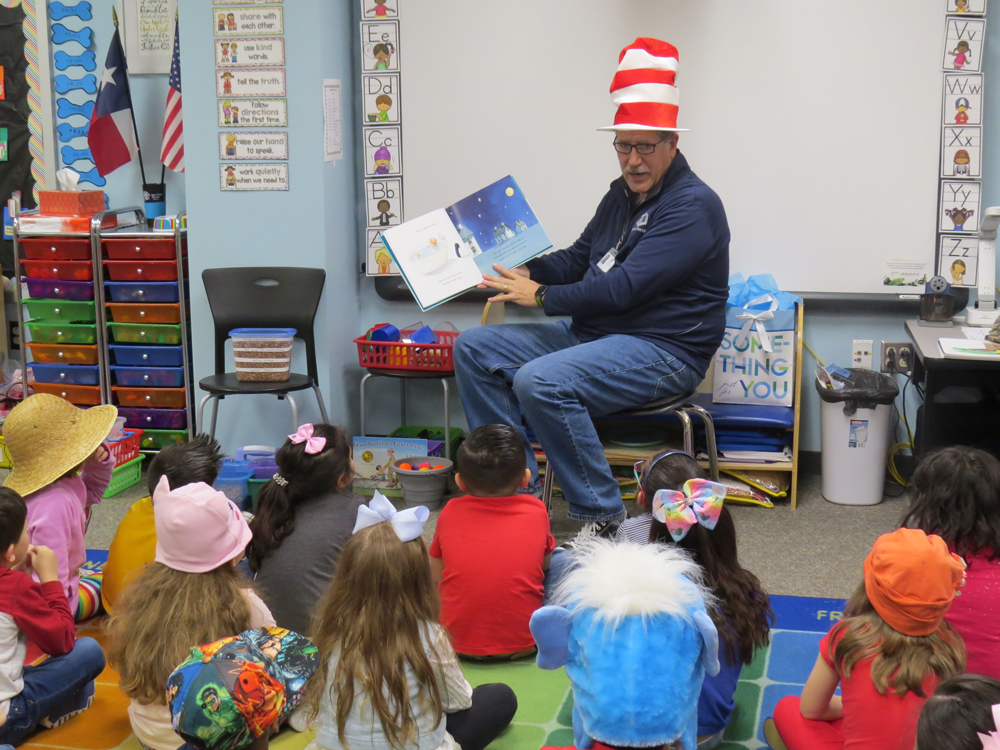 
Dr. Randal O’Brien, Goose Creek CISD superintendent, reads to Ms. Jordan’s class at Bañuelos Elementary for Read Across America Day and in celebration of the birthday of Dr. Seuss.
