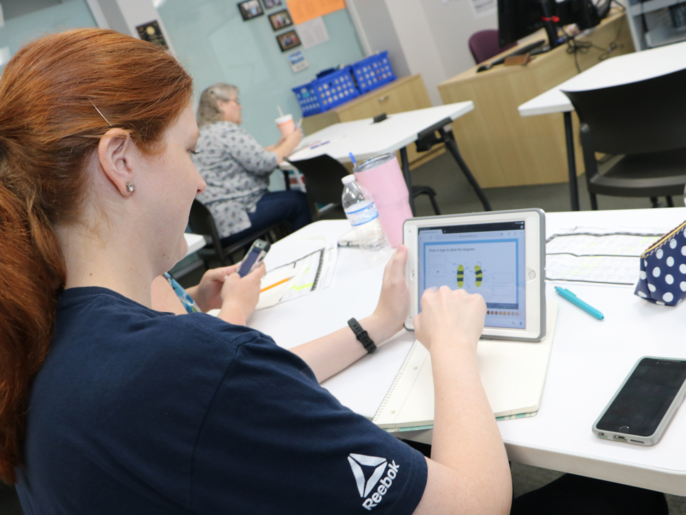 
Julie Jackson from Highlands Junior School explores the use of Pear Deck as a Google Slides add-on to create interactive and engaging lessons for students at the GCCISD Educational Technology Department techXpedition event.

