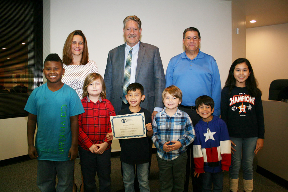 
Dr. Antonio Bañuelos Elementary is recognized at a meeting of the GCCISD board of trustees as one of two elementary schools with the highest attendance rate for the second six weeks at 97.12 percent.
Pictured are students (front row, from left) Julian Johnson, Caleb Moore, Caleb Rincon, Lucas Moore, Andrew Rincon and Megan Zamudio and (back row, from left) Renee Meyer, Bañuelos principal; Randal O’Brien, GCCISD superintendent and Al Richard, GCCISD board president.
