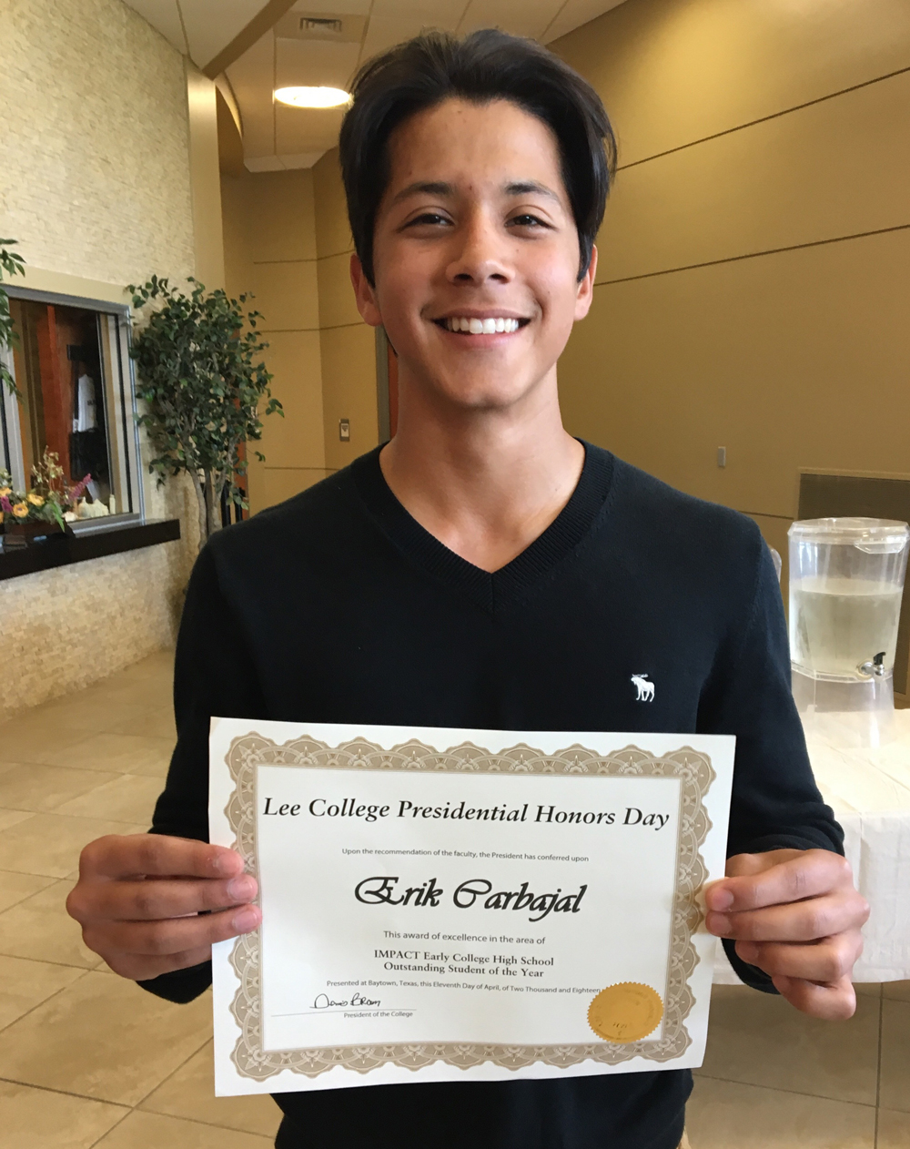 
IMPACT Early College High School senior Erik Carbajal is honored as the IMPACT ECHS Outstanding Student of the Year at the recent Lee College Presidential Honors Day program.

