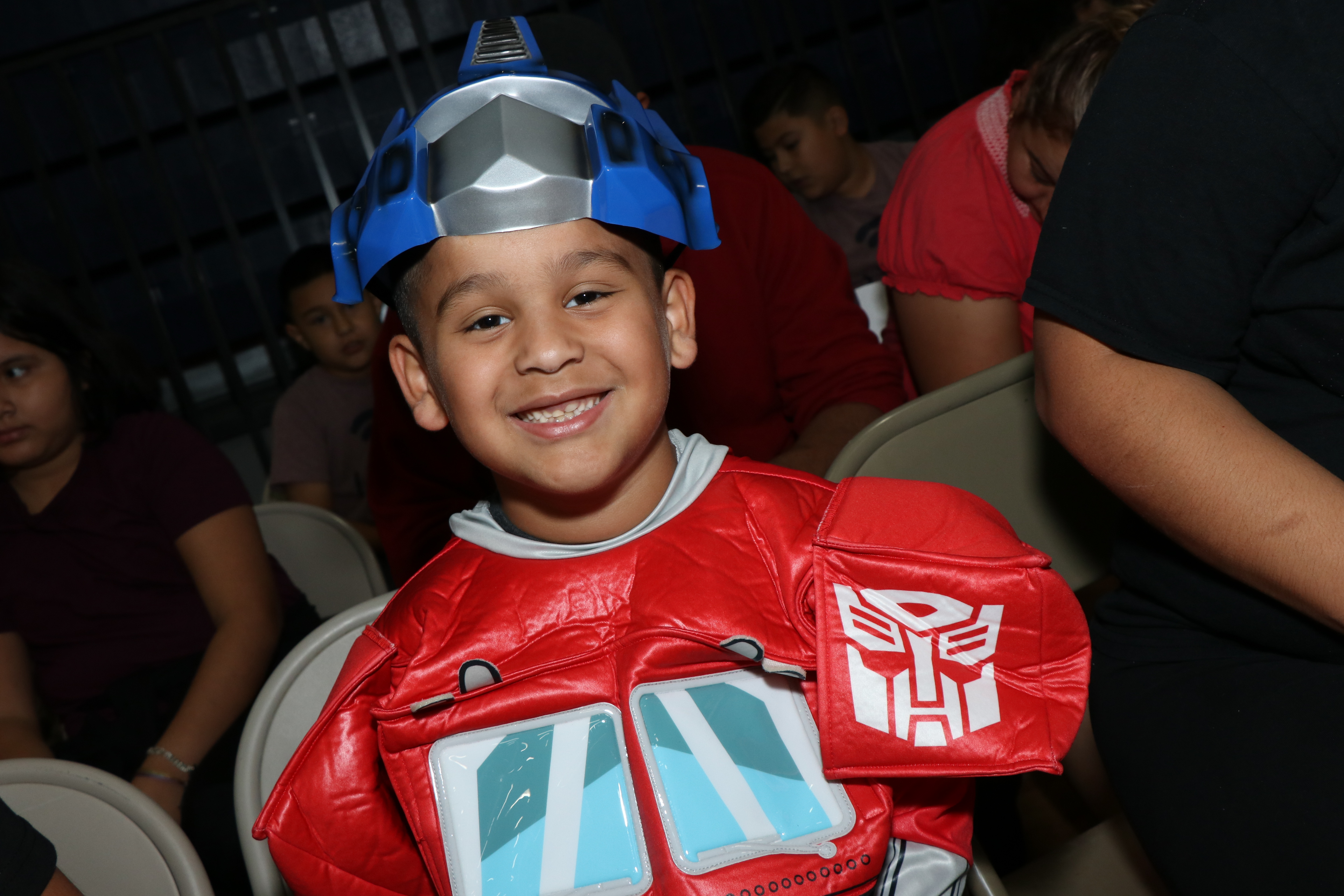 Omar Garza, Jr. waits to get his flu shot