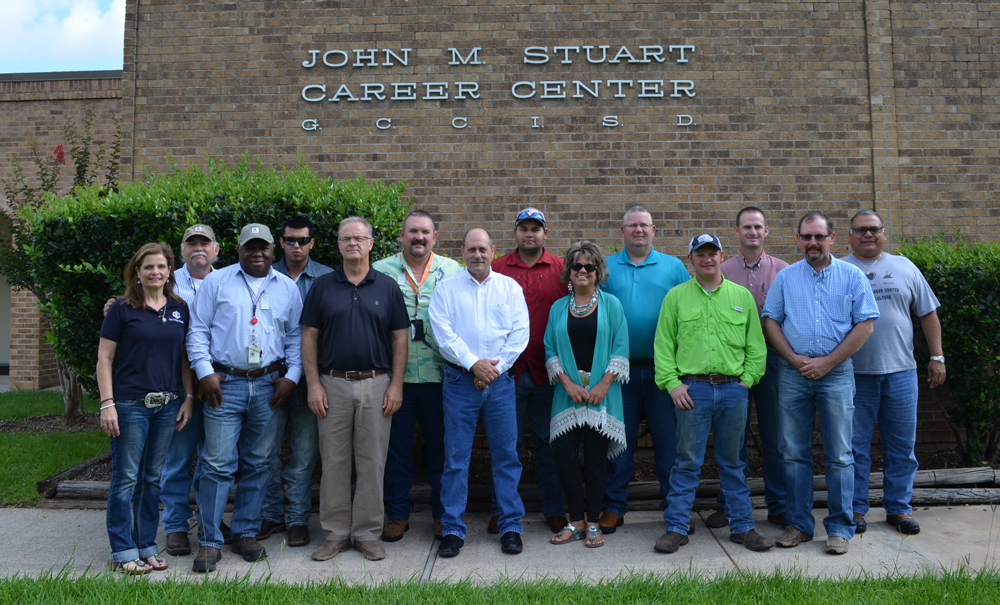  Team from New Mexico Learns About Adopt-a School Program< 