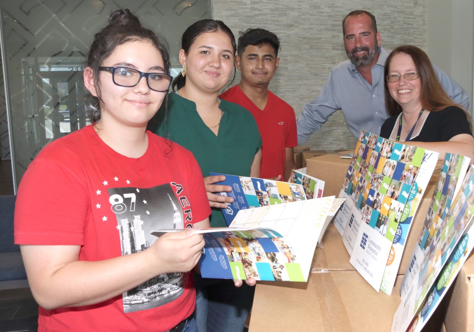 students check out new planners