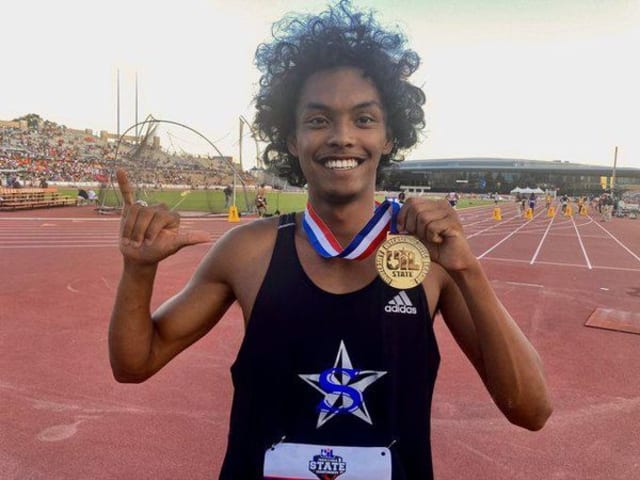 Baytown Sterlings Cameron Chin caps high school career with gold