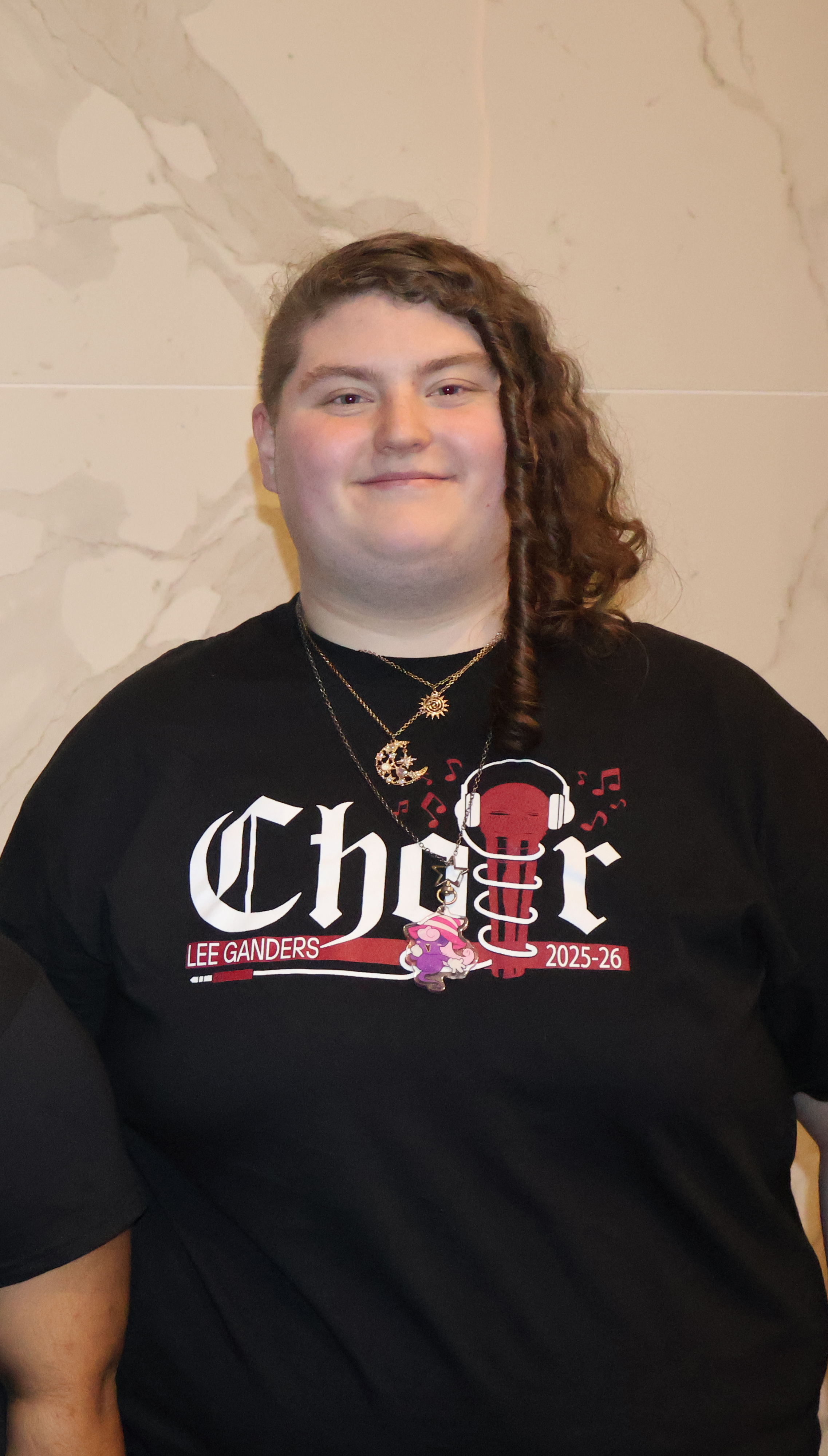 eli ortiz playing his instrument at competition