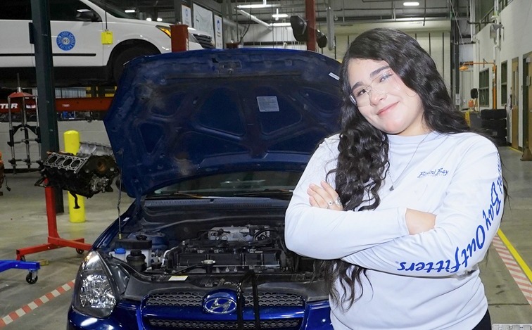 collision repair program student